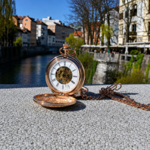 Mehanska žepna ura - rose gold